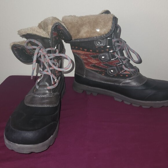 Baretraps Yaegar Stay Dry System Womens Snow Boots - Picture 3 of 6